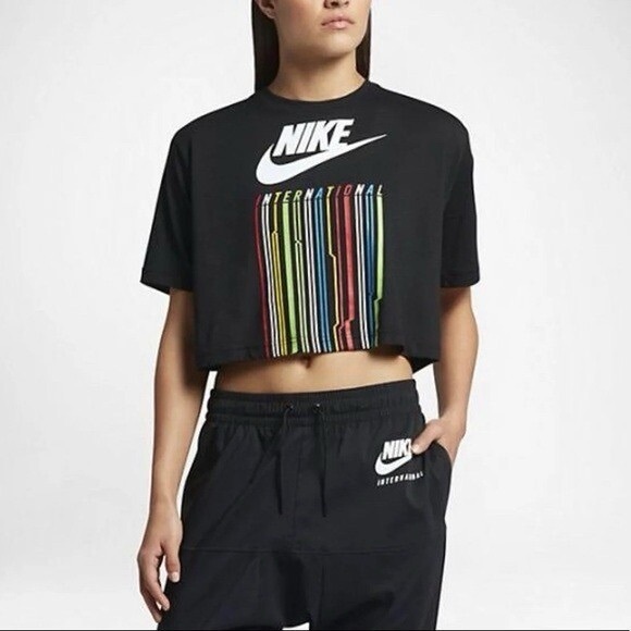 Nike Tops - Nike Women’s International Crop Graphic T Shirt Size Small